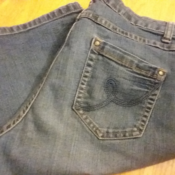 womens denim shorts size 12